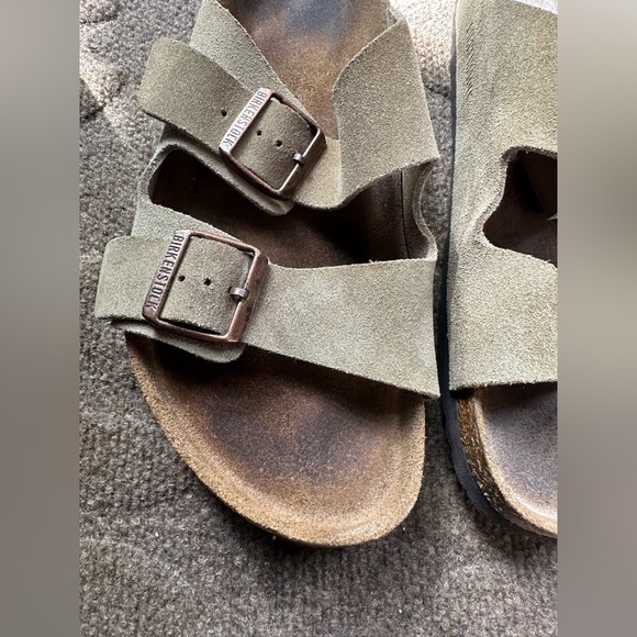 Birkenstock Arizona Men's Leather
Suede Strap Sandals, Taupe, Size 10 EUR 43 - Picture 8 of 10